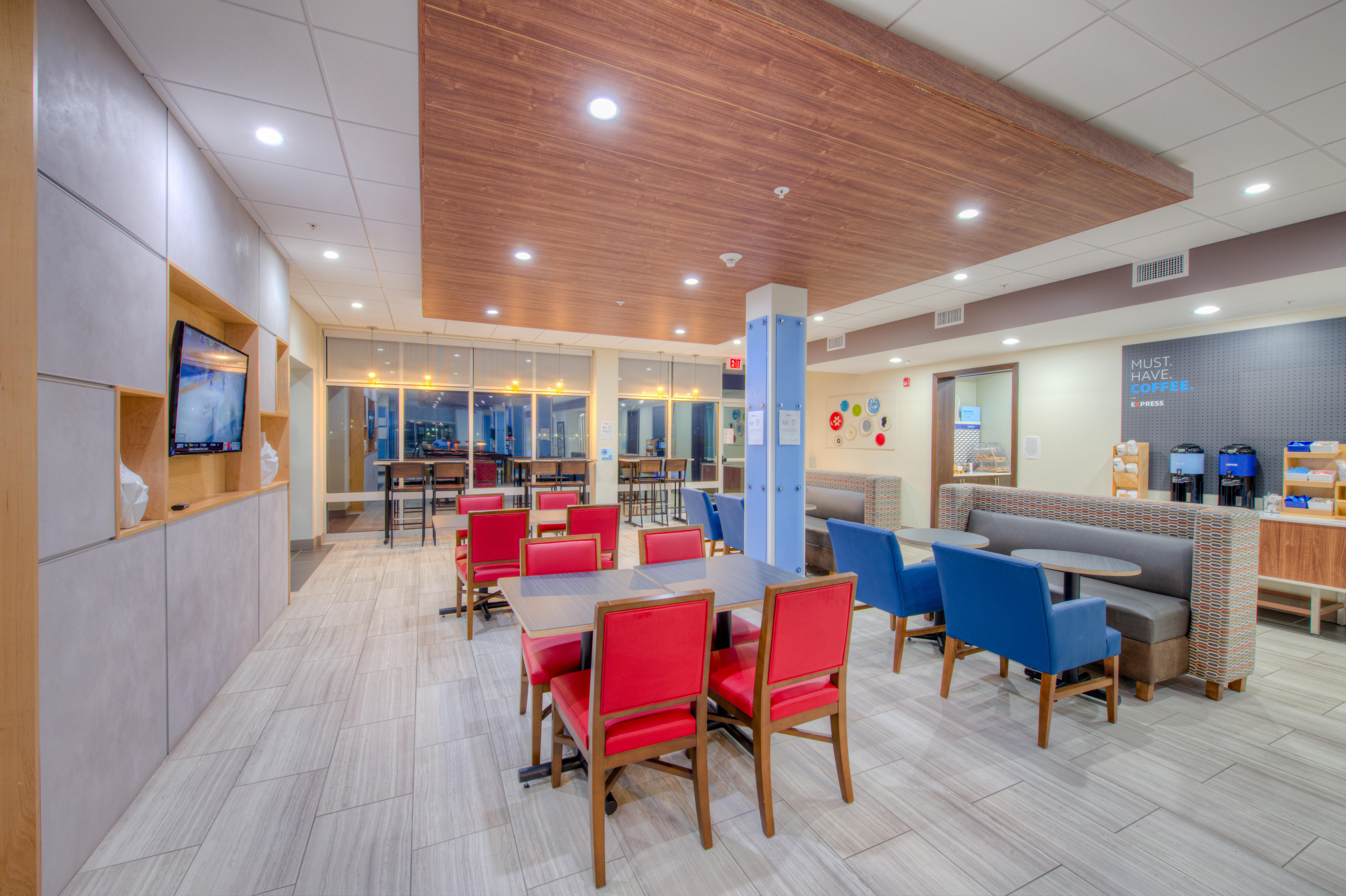 Holiday Inn Express & Suites - Remington By Ihg מראה חיצוני תמונה