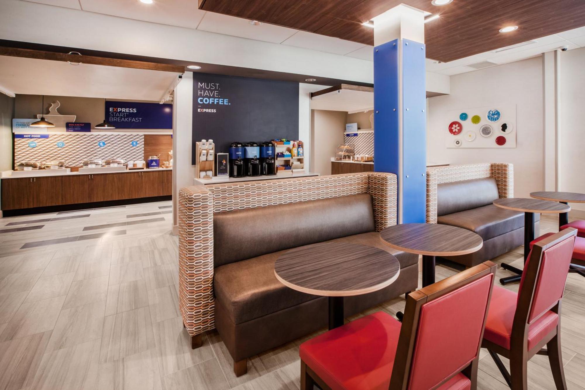 Holiday Inn Express & Suites - Remington By Ihg מראה חיצוני תמונה