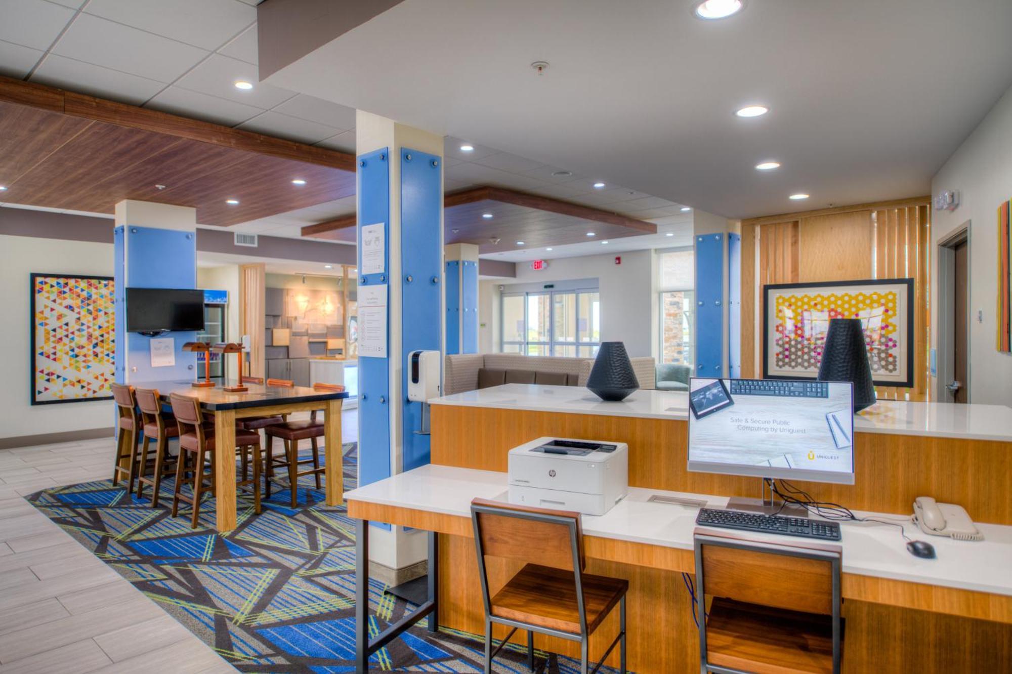 Holiday Inn Express & Suites - Remington By Ihg מראה חיצוני תמונה