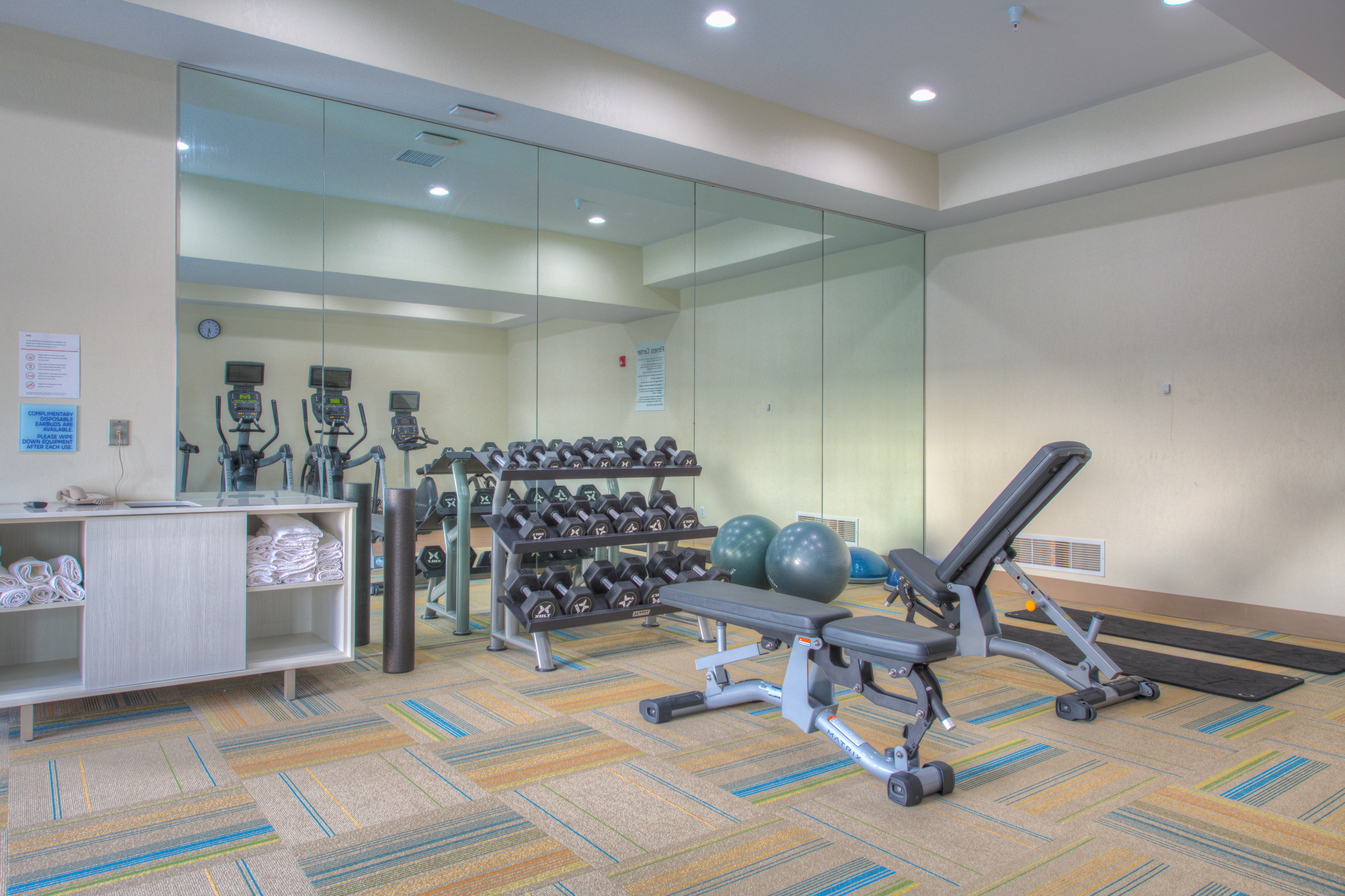 Holiday Inn Express & Suites - Remington By Ihg מראה חיצוני תמונה