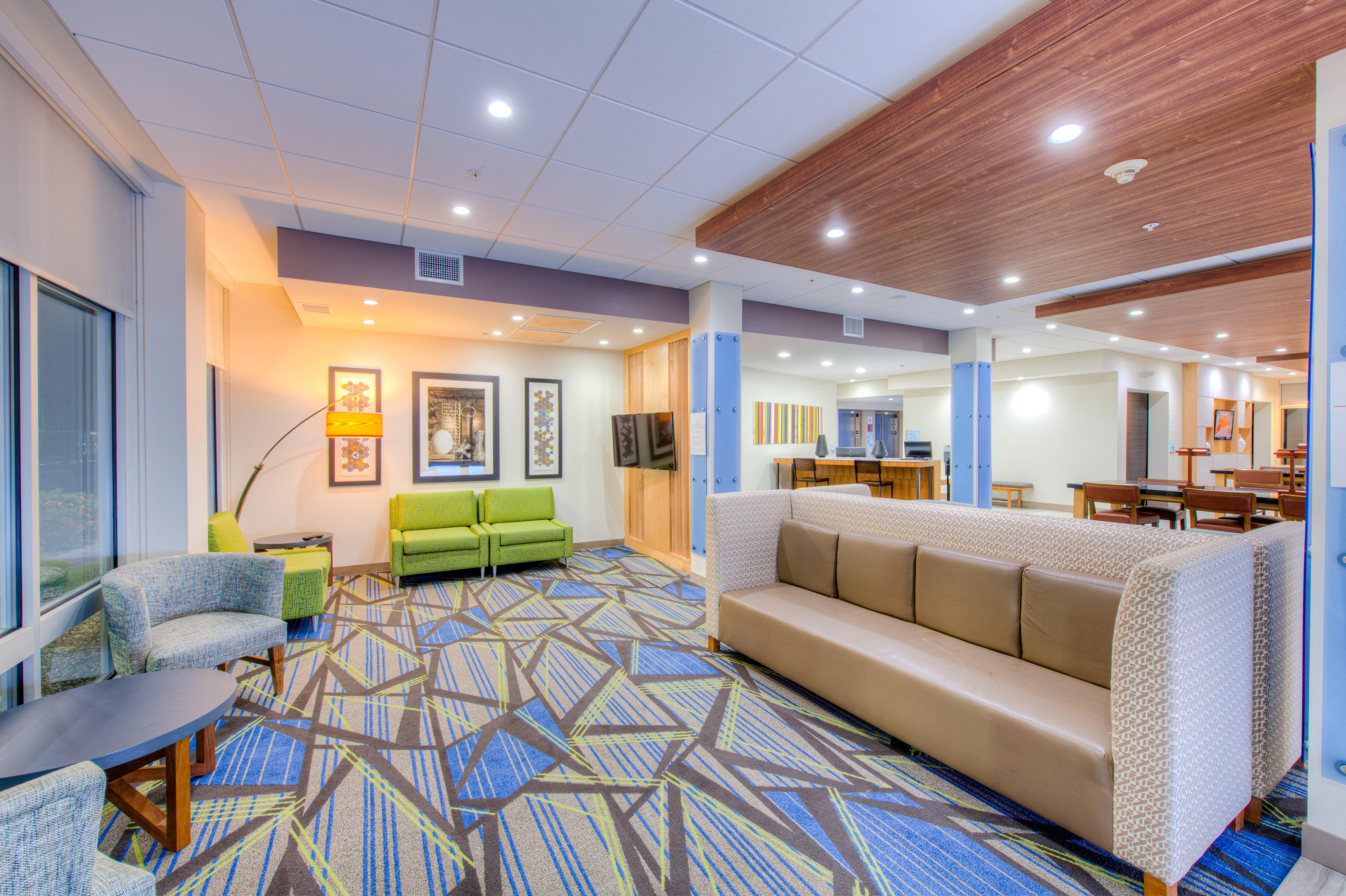 Holiday Inn Express & Suites - Remington By Ihg מראה חיצוני תמונה